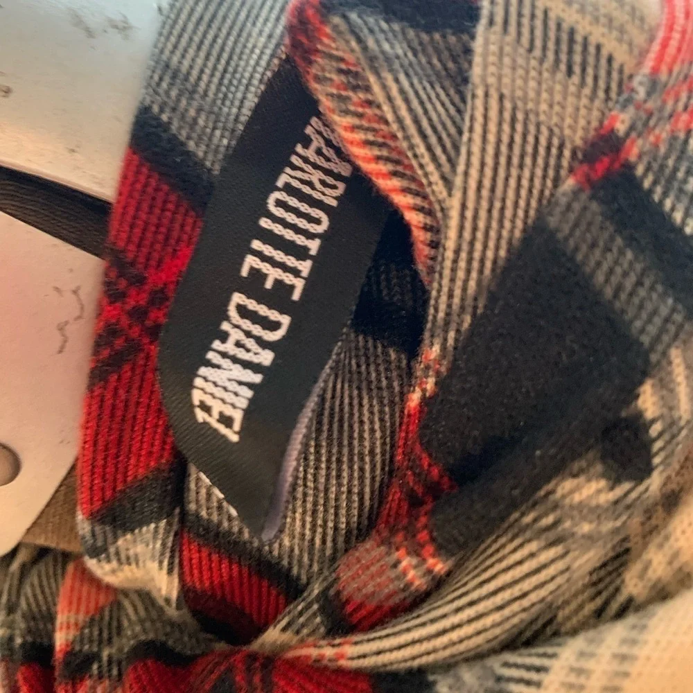 Charlotte Daniel infinity scarf plaid design in cream red black super soft euc